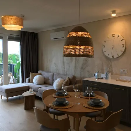 Motlawa Marine -55 M2 -by The River-premium Design -business Stays- Parking Gratis Apartamento