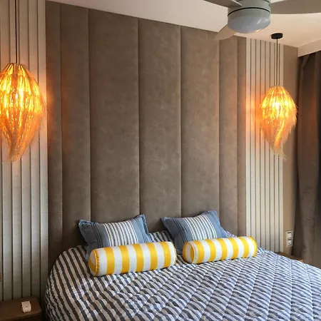 Motlawa Marine -55 M2 -by The River-premium Design -business Stays- Parking Gratis *