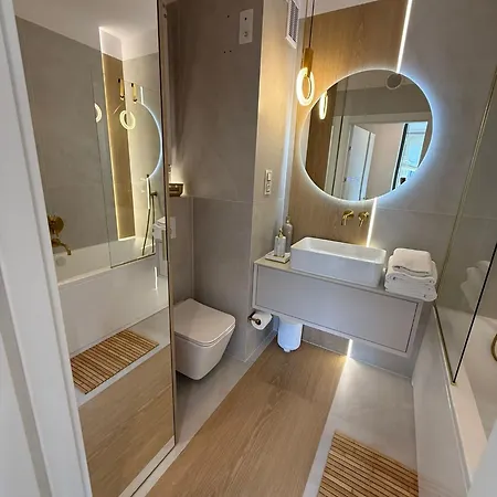 Motlawa Marine -55 M2 -by The River-premium Design -business Stays- Parking Gratis